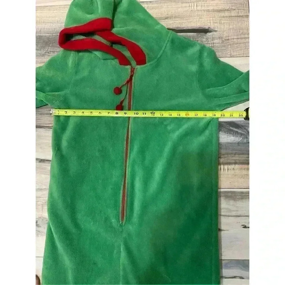 PJ Essentials one piece Elf suit Size medium - Picture 5 of 6